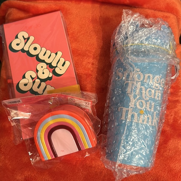 Wellness Gift Bundle - Picture 3 of 11